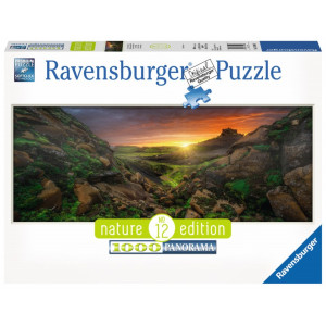 RAVENSBURGER Panoramatické puzzle Západ slunce nad Islandem 1000 dílků